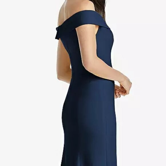 Dessy 3038..Off-the-Shoulder Notch Trumpet Gown with Front Slit..Midnight..Sz 4 - Picture 3 of 7